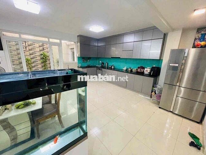 Cho thuê nhà Tân Quy Đông 6x18 2 Lầu hẻm xe hơi