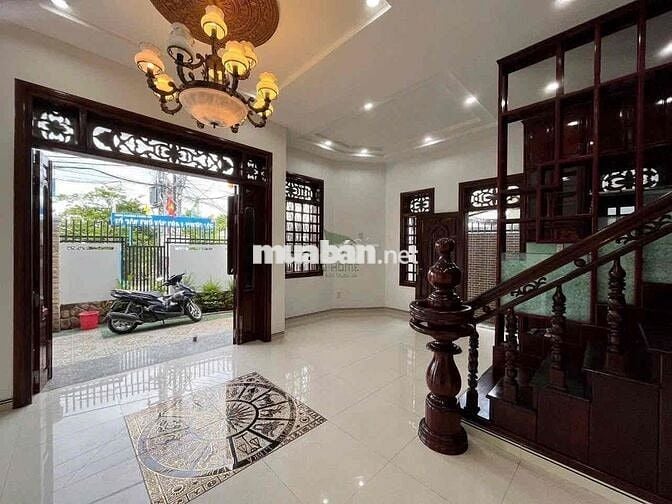 CHO THUÊ NHÀ Ở KINH DOANH 3 TẦNG MẶT 2 MẶT TIỀN GẦN SIÊU THỊ COOPMART