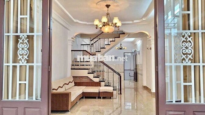 Cho Thuê Nhà 1 Trệt 2 Lầu 3PN 4x16m Hẻm Đường Số Tân Quy Quận 7