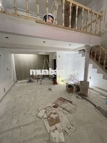 Nguyên Hồng, diện tích 36/40m2, 5 tầng, mặt tiền 5,2m, giá 18 tỷ Nguyên Hồng, diện tích 36/40m2, 5 tầng, mặt tiền 5,2m, giá 18 tỷ