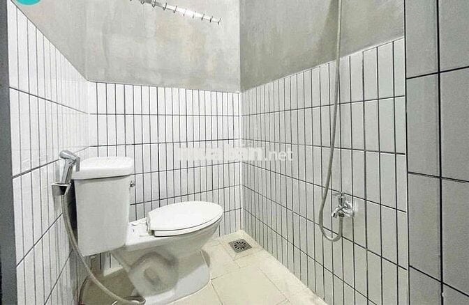 CHO THUÊ STUDIO MỚI KENG NẰM NGAY VINCOM NGUYỄN XÍ