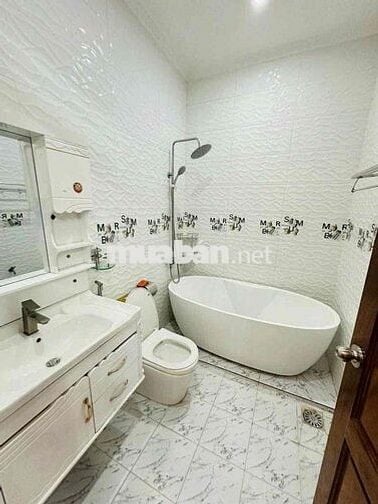 🌻C.G - CHO THUÊ NHÀ TRỆT LẦU SÂN THƯỢNG MỚI KDC 91B