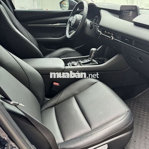 Mazda 3 Luxury 2022 ĐĂNG KÝ 2023 - 2800 km