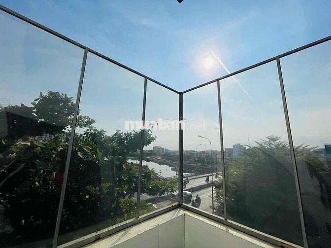 (HÌNH THẬT-GIÁ THẬT) DUPLEX VIEW XỊN MẶT KÍNH - NGAY CẦU CHỢ CẦU