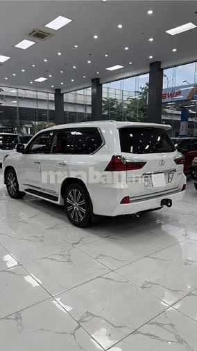 Bán Lexus LX570 2016, nhập Trung Đông, một chủ từ mới.