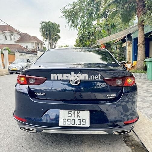 Mazda 3 Luxury 2022 ĐĂNG KÝ 2023 - 2800 km