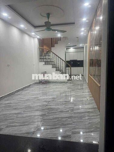 Bán nhà đẹp 5 ngủ Định Công Hạ-15m oto-gần bãi gửi oto-35m*3T; MT4m Bán nhà đẹp 5 ngủ Định Công Hạ-15m oto-gần bãi gửi oto-35m*3T; MT4m