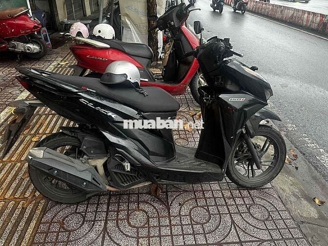 Kẹt tiền nên cần ra đi