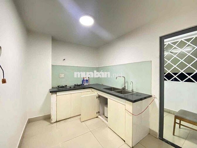 CHO THUÊ NHÀ MẶT TIỀN(3LẦU,5PN,5WC)ĐƯỜNG HOA ĐÀO,PHÚ NHUẬN