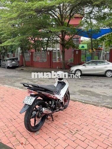 Exciter 2012 xuống áo 2010,bstp,xe đẹp máy êm