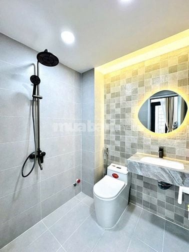 BÁN EM NHÀ NHỎ XINH PHÚ NHUẬN 