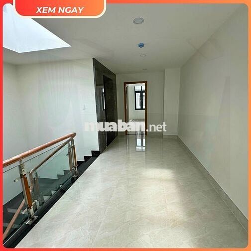 Nguyên căn 5x22m, hầm 4 tầng - Giá chỉ 35 triệu - Vạn Phúc City