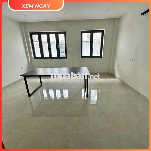 Nguyên căn 5x22m, hầm 4 tầng - Giá chỉ 35 triệu - Vạn Phúc City