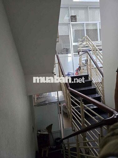 Nhà quận 10 đường Nguyễn Tri Phương 1tr3l có 5PN 4WC 233m2 giá 17 tỷ