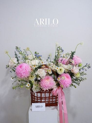 ARILO – Lẵng hoa sang trọng, tinh tế và mang đậm dấu ấn riêng