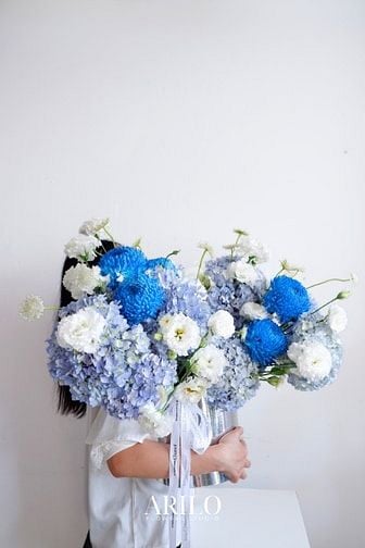 ARILO – Lẵng hoa sang trọng, tinh tế và mang đậm dấu ấn riêng