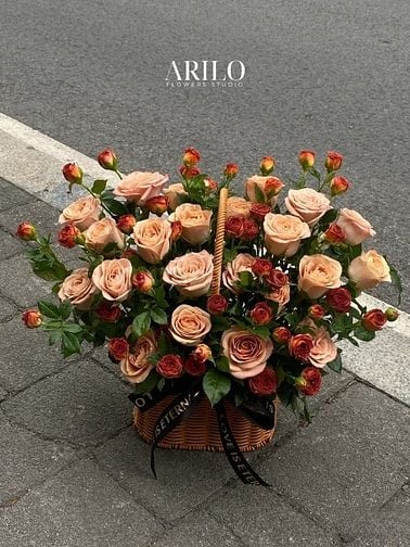 ARILO – Lẵng hoa sang trọng, tinh tế và mang đậm dấu ấn riêng