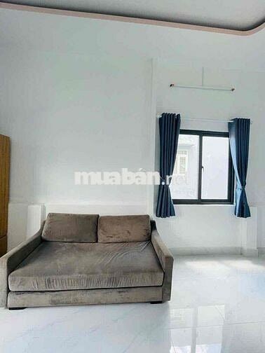 CHO THUÊ CĂN HỘ CAO CẤP CỬA SỔ THOÁNG NGAY ĐH HONGBANG - QUẬN 1