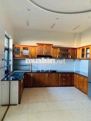 Cho thuê nhà nguyên căn Shophouse