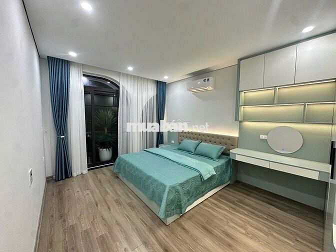 Em Công bán nhà 6t,43m tại phố Phan Đình Giót,HĐ,có t/máy chỉ nhỉnh 8t