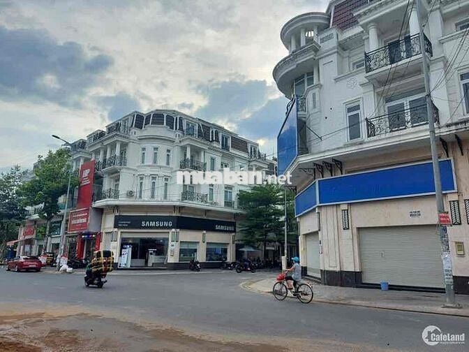 CHO THUÊ MẶT BẰNG TẦNG TRỆT CĂN GỐC 2 MẶT TIỀN