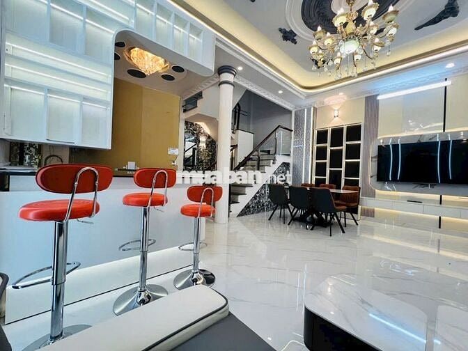 Nhà Huỳnh Tấn Phát 6,1x10m 2 lầu chỉ hơn 6Đồng