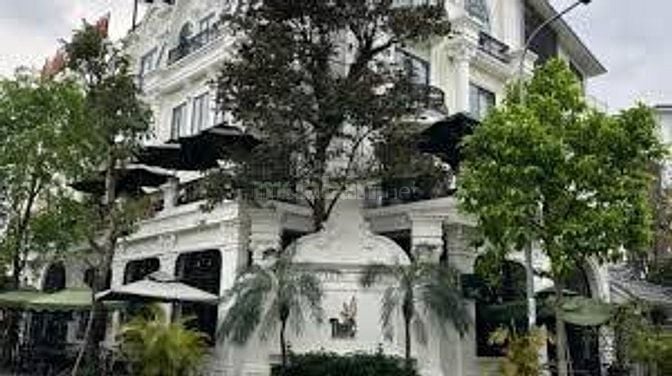 Bán biệt thự mặt đường Hoàng Quán Chi 212m2, MT17m lô góc mặt công viê