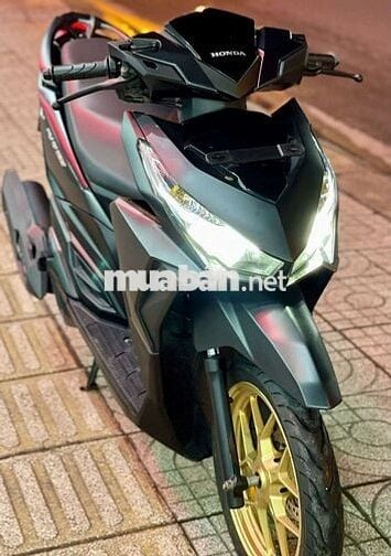 Xe máy Honda Vario 150 màu đen 2018