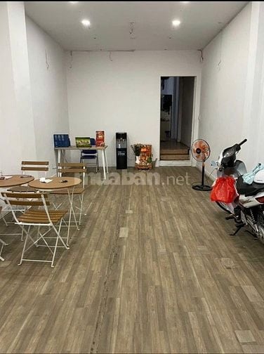 Chính Chủ Cho Thuê Nhà Mặt Tiền Kinh Doanh, Trung Tâm Quận 4