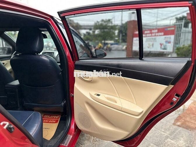 Toyota Yaris 1.5E - Số Tự Động