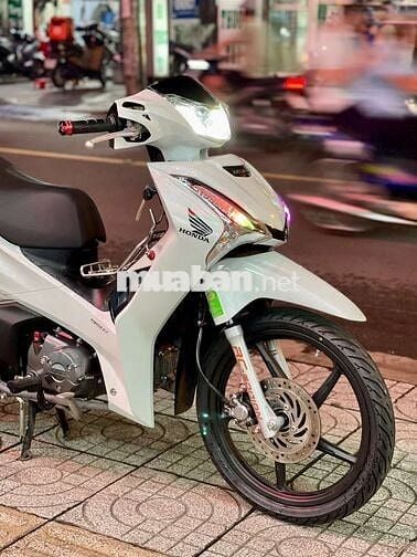 Xe máy Honda Future Led 2024 màu trắng