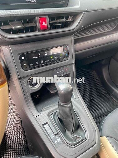 Toyota Avanza Premio 2023 CVT - 62000 km