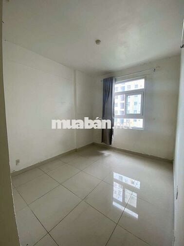 Cho thuê chung cư sạch sẽ , mới , dọn vào ở ngay