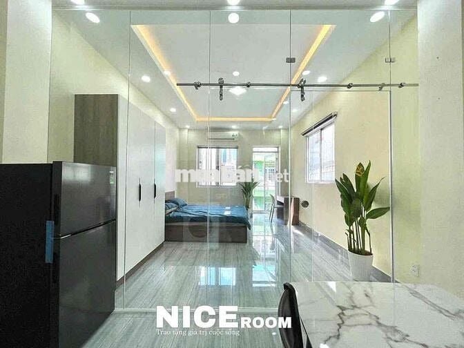 CĂN HỘ 1PN BAN CÔNG & CỬA SỔ FULL NỘI THẤT KẾ ĐẠI HỌC MỸ THUẬT