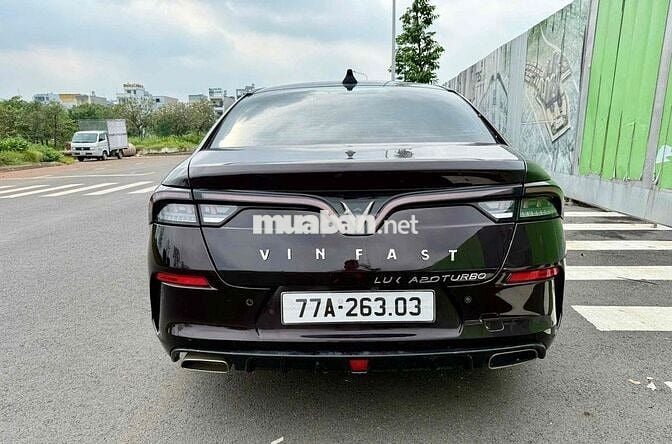 VinFast Lux A2.0 2019 Plus 2.0 AT - 70000 km