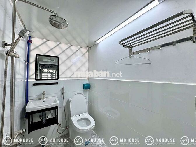 🏠Căn Hộ DV Full Nội thất giá rẻ _ Mới xây _ Gần chợ khu Ngã 4 Bốn Xã