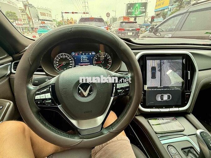 VinFast Lux A2.0 2019 Plus 2.0 AT - 70000 km