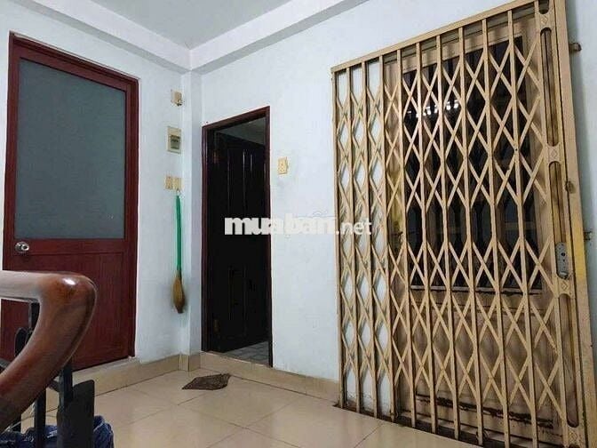 CHO THUÊ NHÀ NHÀ HỒNG BÀNG GẦN CẦU VƯỢT 3/2