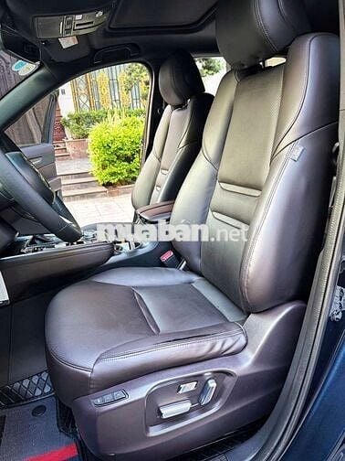 cx8 2023 2.5 Premium AWD - 30000 km