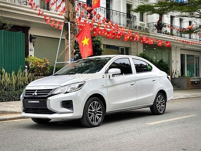 Mitsubishi Attrage 2024 1.2 MT - 10000 km