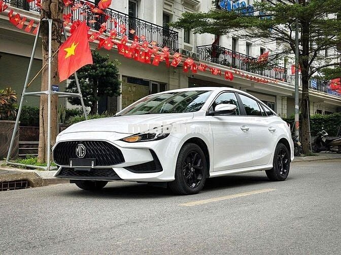 MG5 2024 Standard- 10000 km