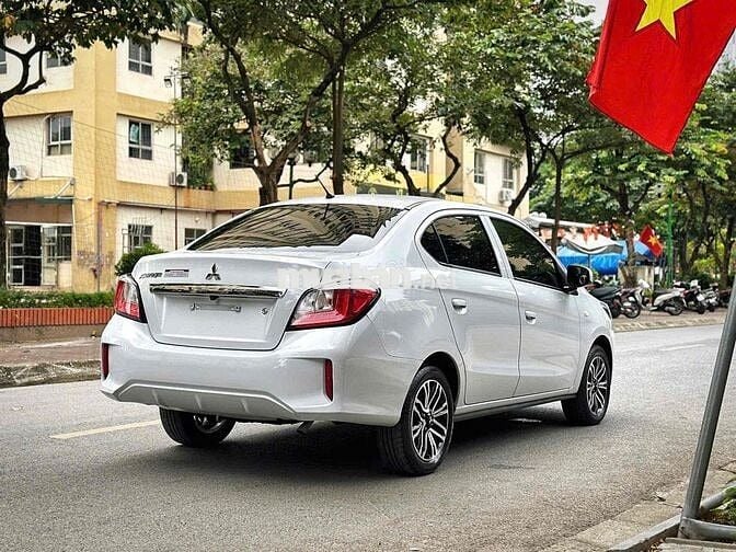 Mitsubishi Attrage 2024 1.2 MT - 10000 km