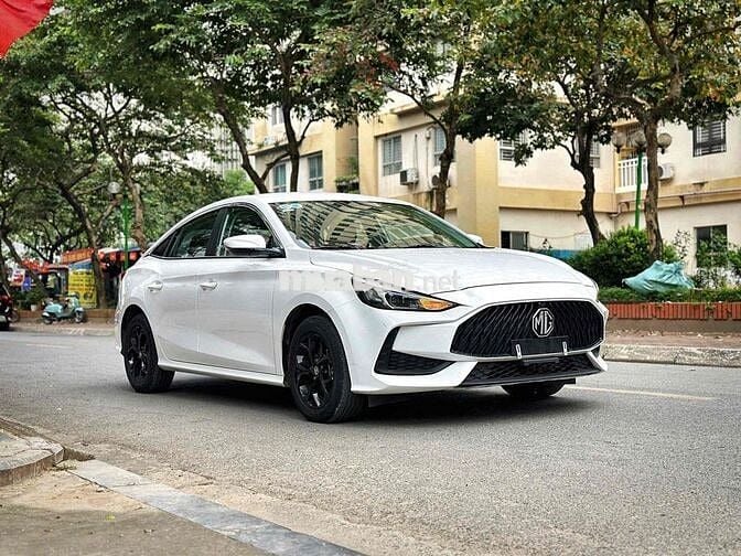 MG5 2024 Standard- 10000 km