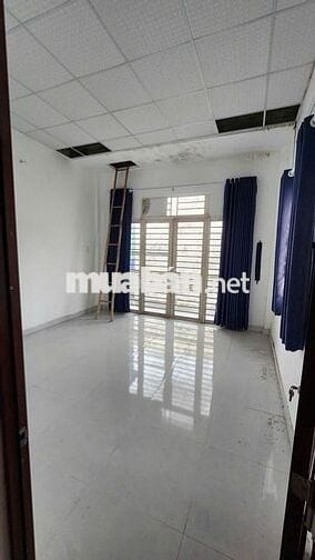 Chính chủ cần bán nhà phố liền kề