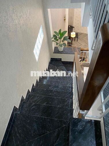 Cần bán nhà khu Compound City Land