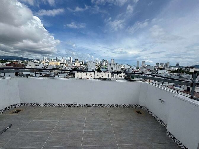 CHỈ 7 TỶ- BÁN NHÀ 7 TẦNG DTXD 362M2