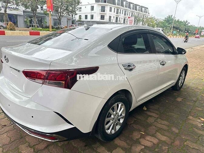 Hyundai Accent 2022 1.4 AT - 68000 km