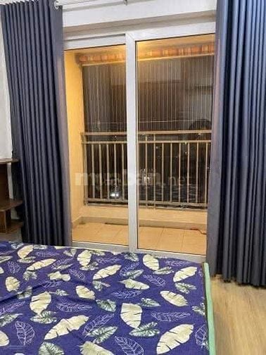 Chung cư 590, CMT8, P. 11, Quận 3 căn 2p ngủ, có NTCB, ban công 12tr/t