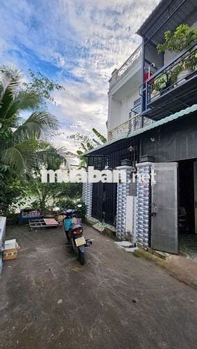 Chính chủ cần bán nhà phố liền kề