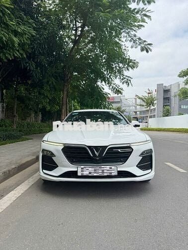 VinFast Lux A2.0 2022 Plus  - 30000 km